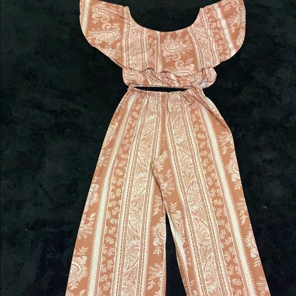 2 pice print - Picture 1 of 4